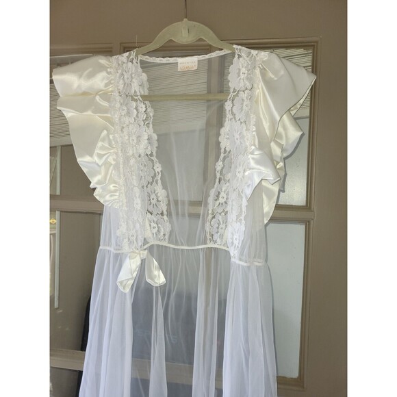 Perfection Vintage White Embroidered Lace Sheer Bridal Bride Maxi Robe Petite - Picture 4 of 9